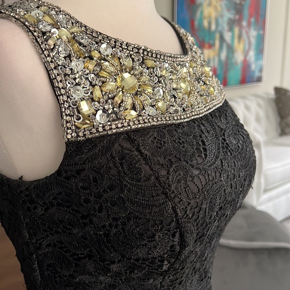 NARCES COCKTAIL DRESS - Picture 7 of 17